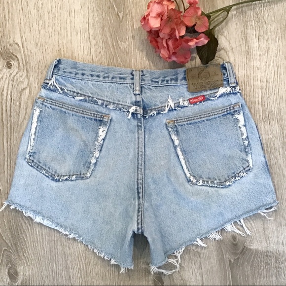 Wrangler Pants - VINTAGE Wrangler High Waist Distressed Shorts 🇺🇸